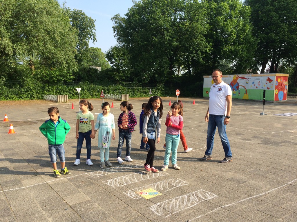 Regenboog leerlingen veiliger naar school